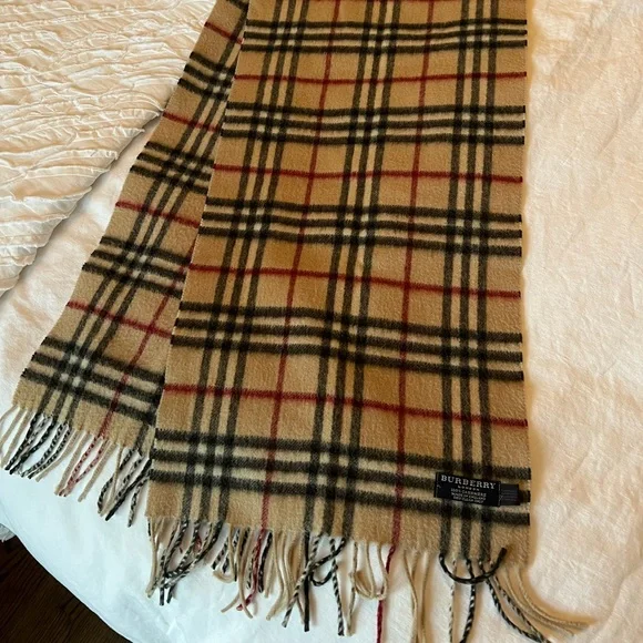 Burberry scarf poshmark sale